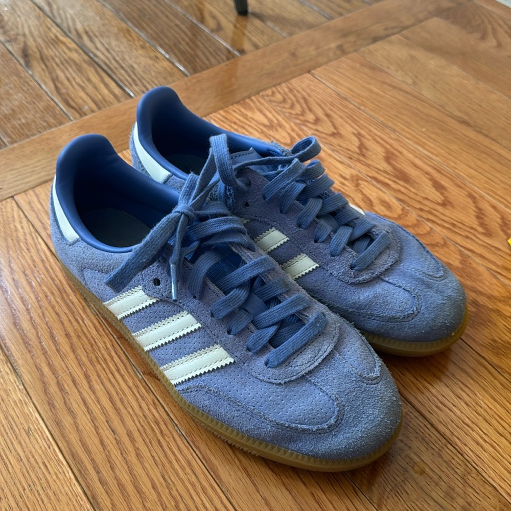 Adidas shoes size 5 and a half in good condition